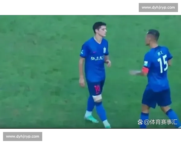 口水风暴！特谢拉辱对手逃罚，中超争议战引申诉