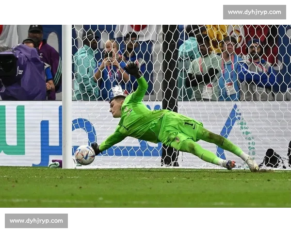 半高球点球:守门员的 “送分题”? 半高球点球:守门员的 “送分题”?