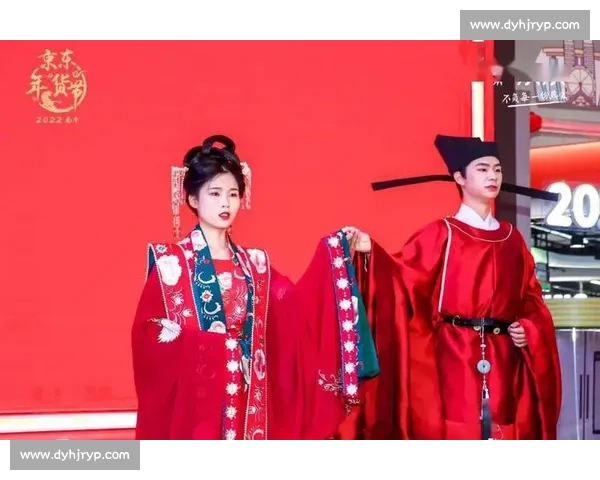 刘同夜宴玩梗高级感：“头大” 藏底蕴，才华见匠心